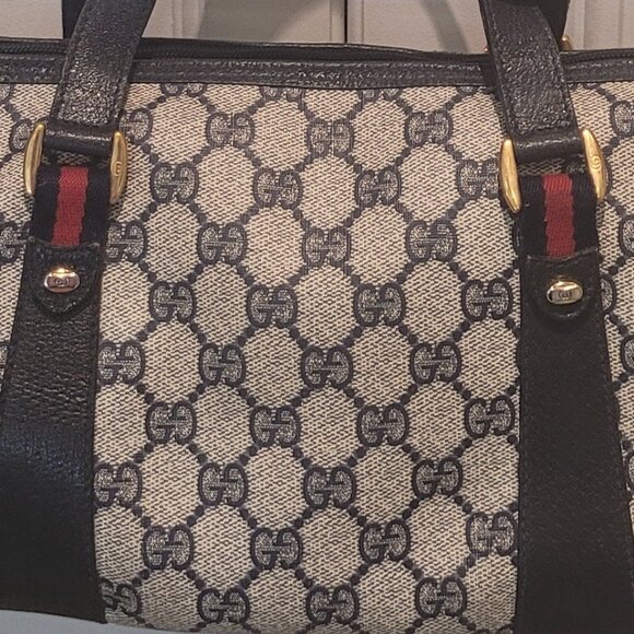 GUCCI Accessory Collection Monogram Handbag - Picture 4 of 14